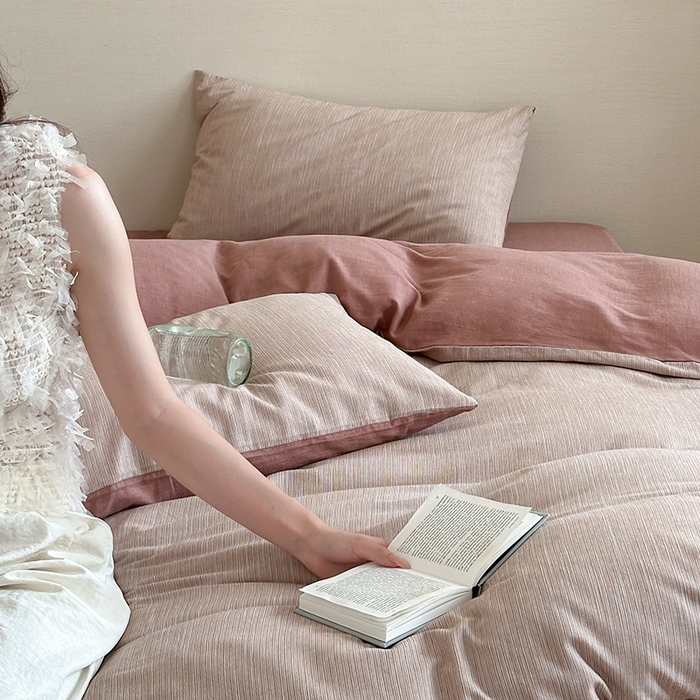 91家纺网 家纺一手货源 找家纺 2024新款全棉水洗提花工艺四件套-时光巴黎 时光红条