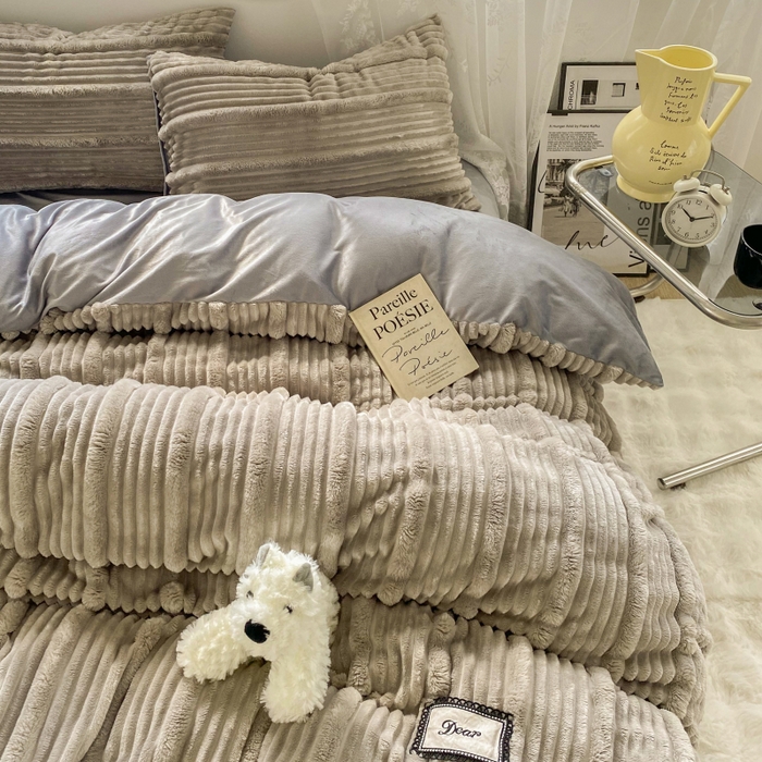 91家纺网 家纺一手货源 找家纺 2025新款秋冬澳密绒保暖四件套-雪瑞系列 雪瑞-灰色