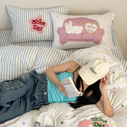 2024新款全棉数码毛巾绣ins系列四件套 沙发兔