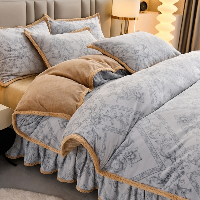 91家纺网 家纺一手货源 找家纺 星窝 2025新款直播9斤高克重冰岛臻棉绒印花牛奶绒四件套（控价标准不低于139）初遇灰