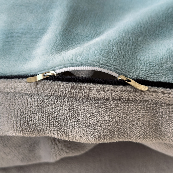 91家纺网 家纺一手货源 找家纺 欧邦 新款新款纯色牛奶绒夹棉床盖四件套 天蓝+浅灰