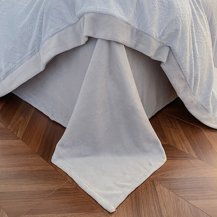 91家纺网 家纺一手货源 找家纺 2024新款A类雕花绒牛奶绒四件套宝宝绒婴儿绒床单被套保暖套件新品-米鹿提 琉璃蓝