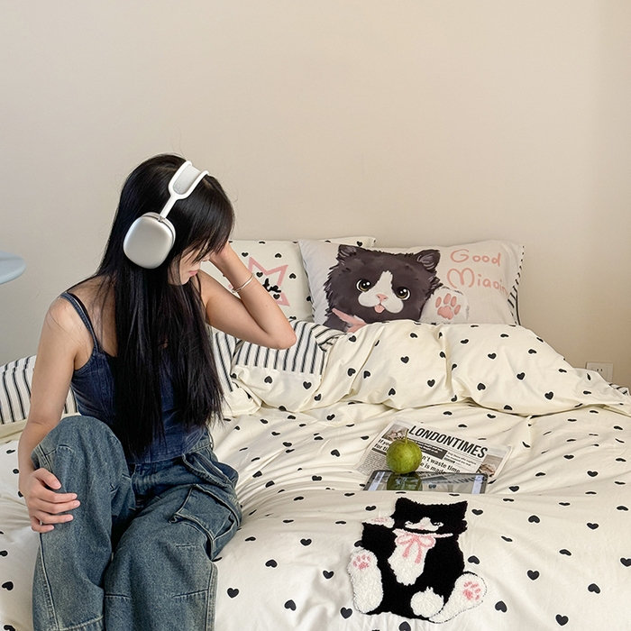 91家纺网 家纺一手货源 找家纺 2024新款全棉数码毛巾绣ins系列四件套 奶牛猫