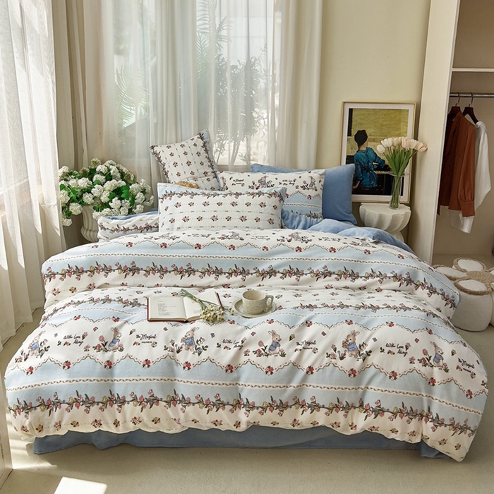 91家纺网 家纺一手货源 找家纺 美派工厂店 2024新款牛奶绒印花四件套 甜糯兔兔