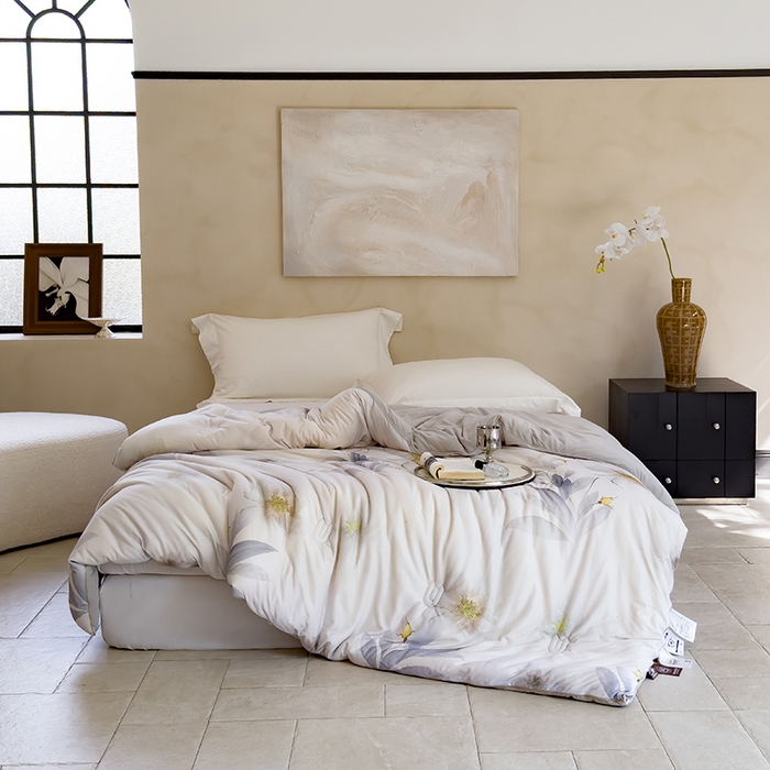 91家纺网 家纺一手货源 找家纺 丽卡家纺（原丽卡家纺） 2024新款7A抗菌艾阳棉提绒春秋被冬被子被芯 晨露芳华春秋被