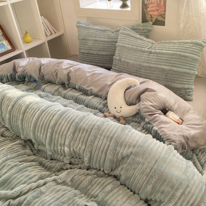 91家纺网 家纺一手货源 找家纺 2025新款秋冬澳密绒保暖四件套-雪瑞系列 雪瑞-蓝色