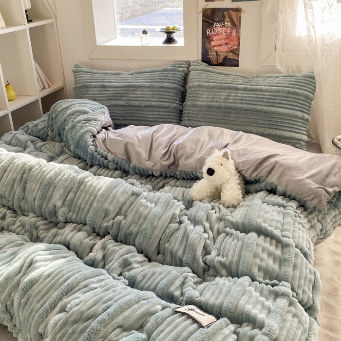 91家纺网 家纺一手货源 找家纺 2025新款秋冬澳密绒保暖四件套-雪瑞系列 雪瑞-蓝色