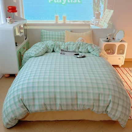 美乐迪家纺 2024新款牛奶绒格子四件套系列 绿格