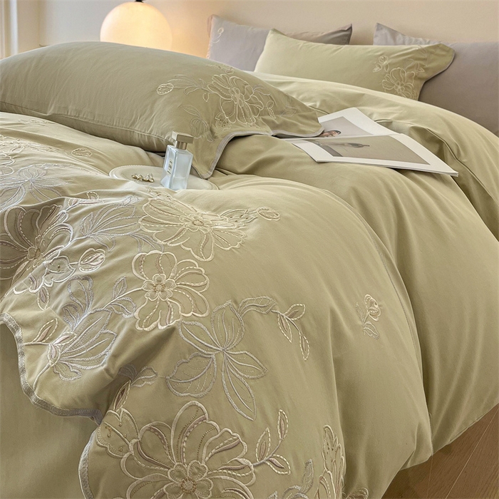 91家纺网 家纺一手货源 找家纺 艾莱家纺 2024新款A类新疆长绒棉加厚柔顺磨毛四件套-烂漫花开（风格二） 花开烂漫-灰豆绿