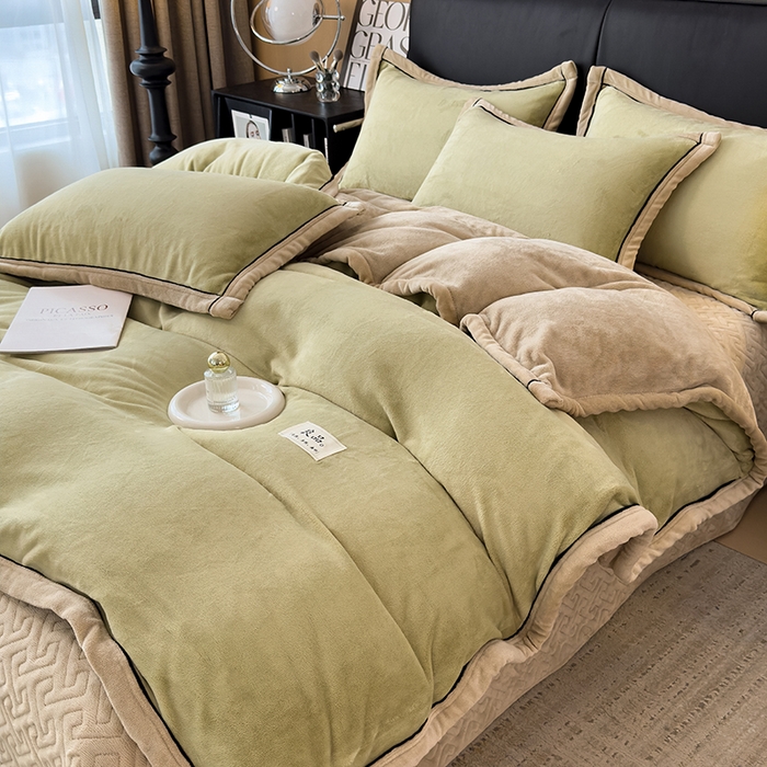 91家纺网 家纺一手货源 找家纺 欧邦 新款新款纯色牛奶绒夹棉床盖四件套 芥黄+卡其