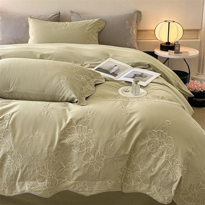 91家纺网 家纺一手货源 找家纺 艾莱家纺 2024新款A类新疆长绒棉加厚柔顺磨毛四件套-烂漫花开（风格二） 花开烂漫-灰豆绿