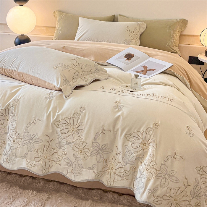 91家纺网 家纺一手货源 找家纺 艾莱家纺 2024新款A类新疆长绒棉加厚柔顺磨毛四件套-烂漫花开（风格二） 花开烂漫-白鹭