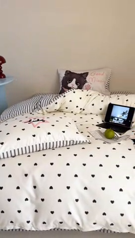 91家纺网 家纺一手货源 找家纺 2024新款全棉数码毛巾绣ins系列四件套 奶牛猫