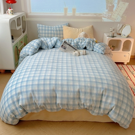 美乐迪家纺 2024新款牛奶绒格子四件套系列 蓝格