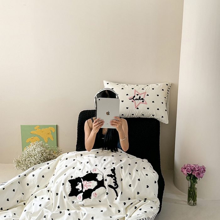 91家纺网 家纺一手货源 找家纺 2024新款全棉数码毛巾绣ins系列四件套 奶牛猫