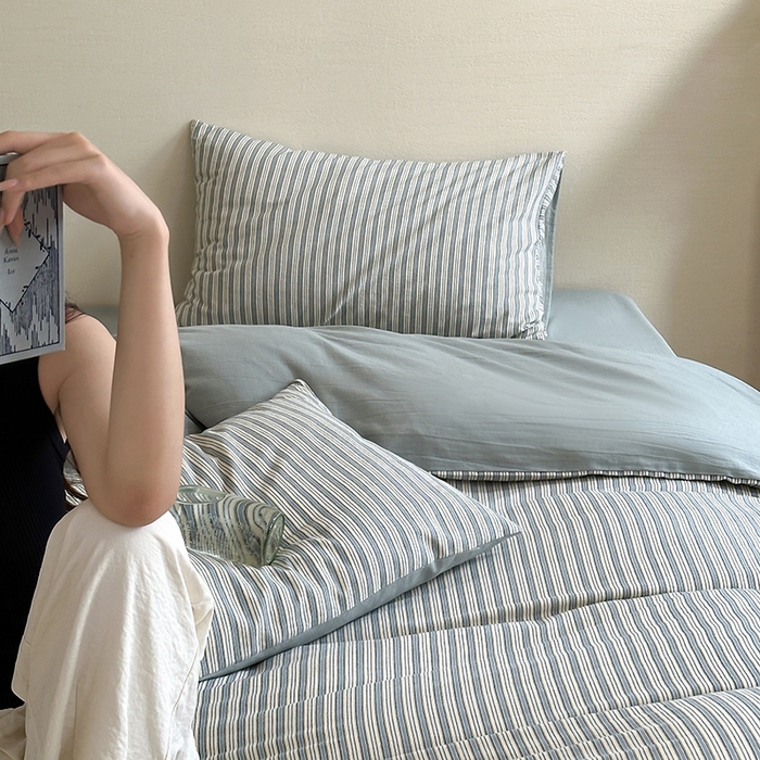 91家纺网 家纺一手货源 找家纺 2024新款全棉水洗提花工艺四件套-时光巴黎 巴黎蓝条