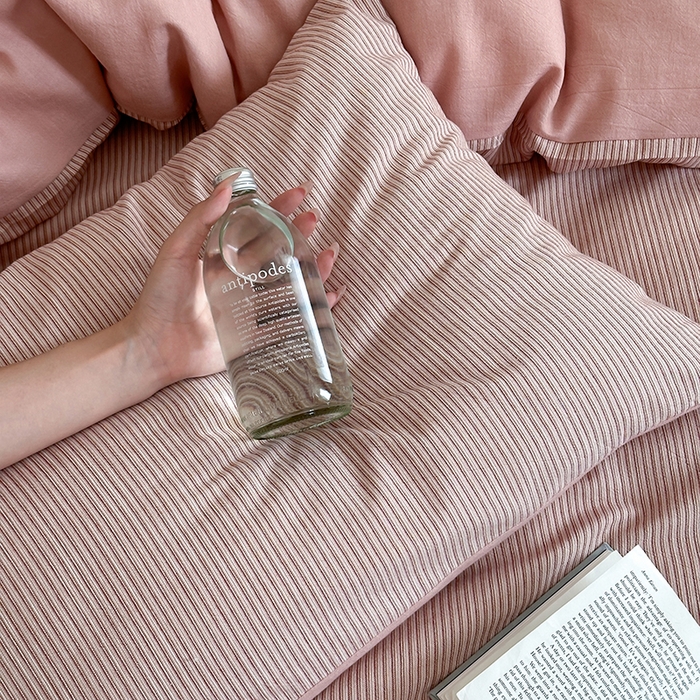 91家纺网 家纺一手货源 找家纺 2024新款全棉水洗提花工艺四件套-时光巴黎 时光粉条