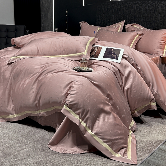 91家纺网 家纺一手货源 找家纺 2024新款轻奢双拼角全棉提花四件套 恋恋花语-樱花粉