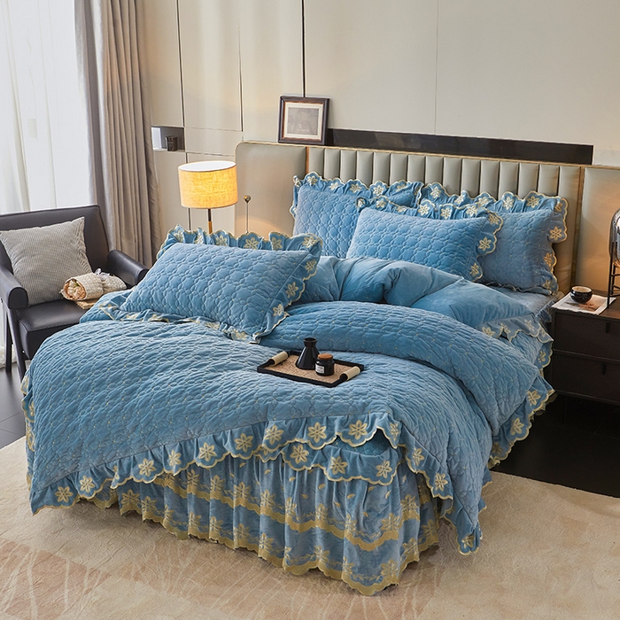 91家纺网 家纺一手货源 找家纺 虹星家纺 2024新款可拆卸宝宝绒夹棉床裙三四件套-盛世芳华 盛世芳华 天蓝