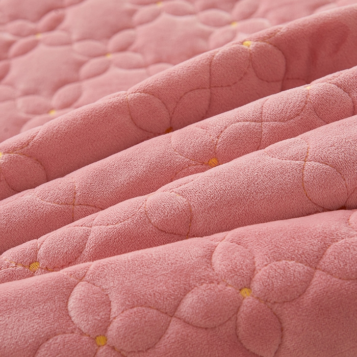 91家纺网 家纺一手货源 找家纺 虹星家纺 2024新款可拆卸宝宝绒夹棉床裙三四件套-盛世芳华 盛世芳华 梦粉