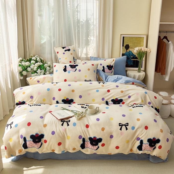 91家纺网 家纺一手货源 找家纺 美派工厂店 2024新款牛奶绒印花四件套 波点狗