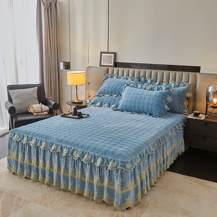 91家纺网 家纺一手货源 找家纺 虹星家纺 2024新款可拆卸宝宝绒夹棉床裙三件套-盛世芳华 盛世芳华 天蓝