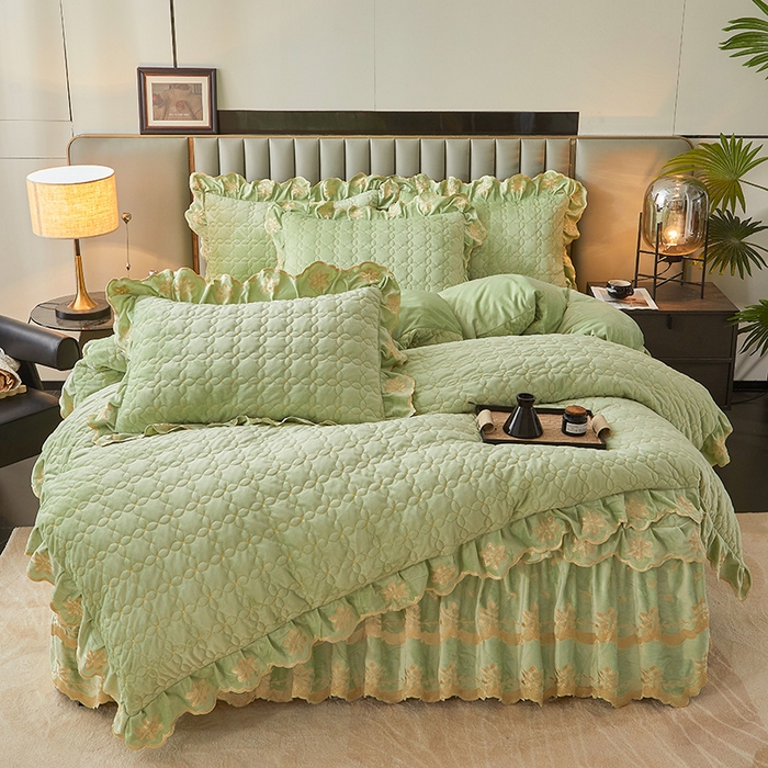 91家纺网 家纺一手货源 找家纺 虹星家纺 2024新款可拆卸宝宝绒夹棉床裙三四件套-盛世芳华 盛世芳华 果绿