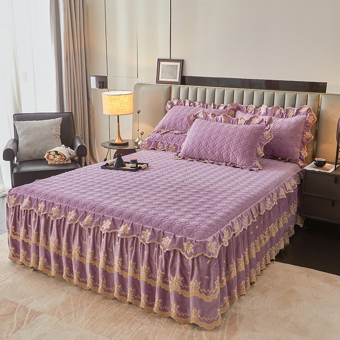 91家纺网 家纺一手货源 找家纺 虹星家纺 2024新款可拆卸宝宝绒夹棉床裙三件套-盛世芳华 盛世芳华 香芋紫