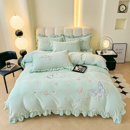 91家纺网 家纺一手货源 找家纺 金窝窝家纺 2024新款牛奶绒刺绣四件套-蝴蝶纷飞 蝶舞纷飞-绿