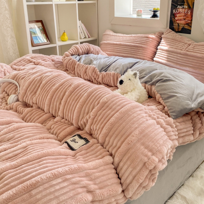 91家纺网 家纺一手货源 找家纺 2025新款秋冬澳密绒保暖四件套-雪瑞系列 雪瑞-粉色