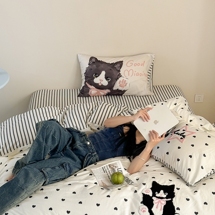 2024新款全棉数码毛巾绣ins系列四件套 奶牛猫