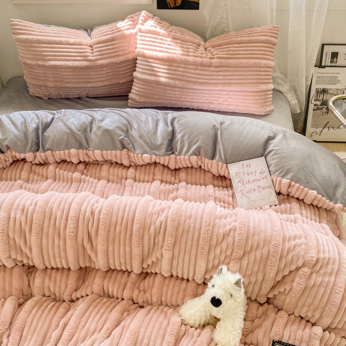 91家纺网 家纺一手货源 找家纺 2025新款秋冬澳密绒保暖四件套-雪瑞系列 雪瑞-粉色