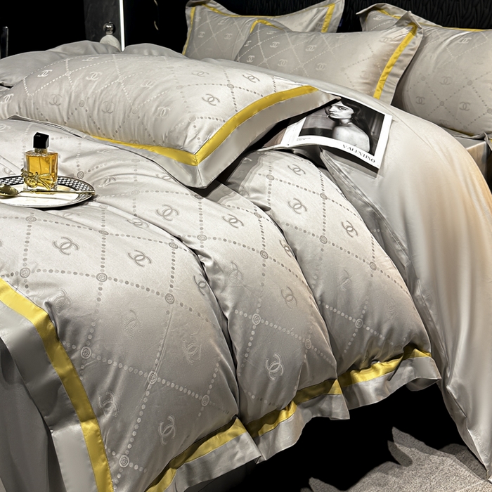 91家纺网 家纺一手货源 找家纺 2024新款轻奢双拼角全棉提花四件套 大牌恋曲-高级灰