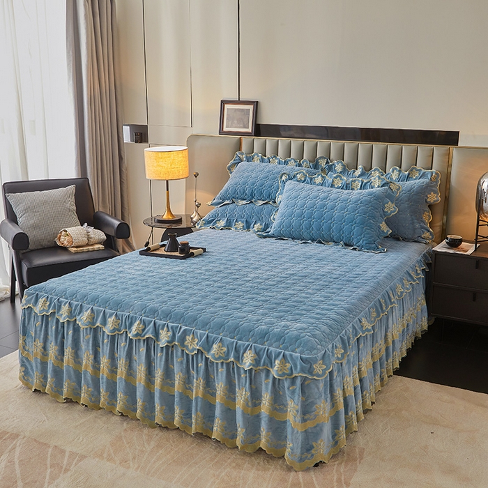 91家纺网 家纺一手货源 找家纺 虹星家纺 2024新款可拆卸宝宝绒夹棉床裙三件套-盛世芳华 盛世芳华 天蓝