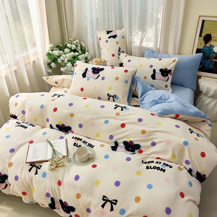 91家纺网 家纺一手货源 找家纺 美派工厂店 2024新款牛奶绒印花四件套 波点狗