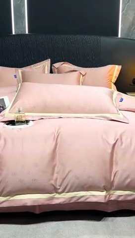 91家纺网 家纺一手货源 找家纺 2024新款轻奢双拼角全棉提花四件套 恋恋花语-樱花粉