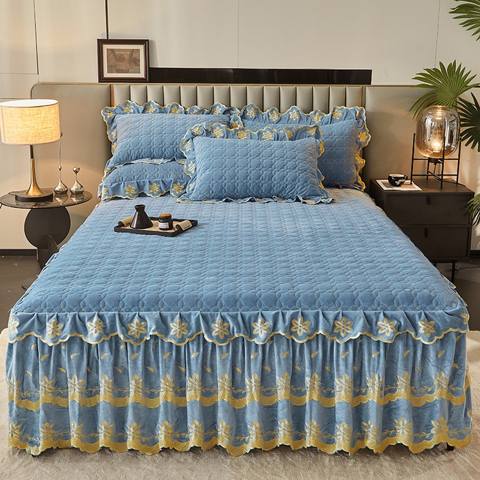 91家纺网 家纺一手货源 找家纺 虹星家纺 2024新款可拆卸宝宝绒夹棉床裙三四件套-盛世芳华 盛世芳华 天蓝