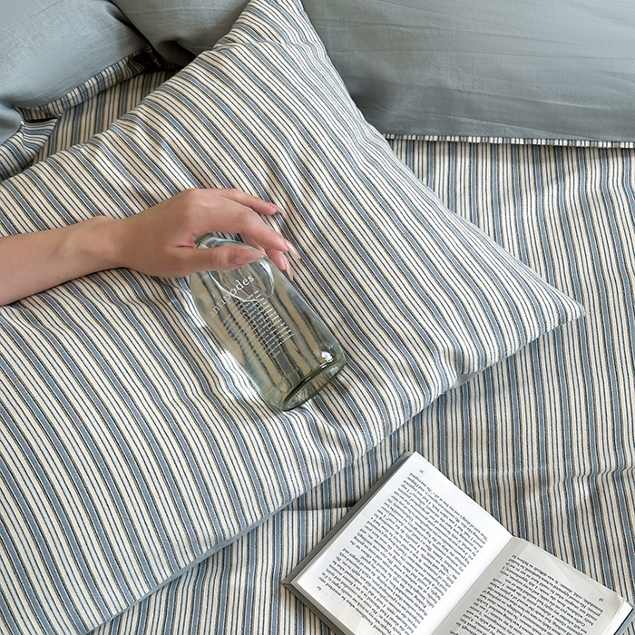 91家纺网 家纺一手货源 找家纺 2024新款全棉水洗提花工艺四件套-时光巴黎 巴黎蓝条