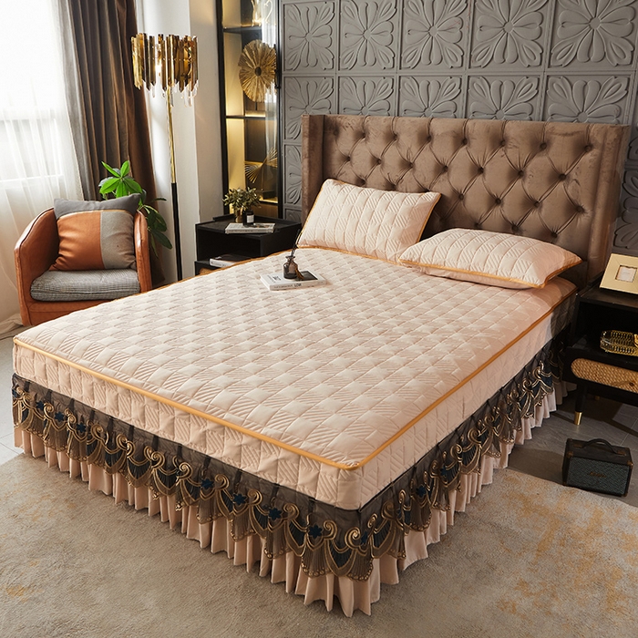 91家纺网 家纺一手货源 找家纺 锦逸家居 2024新款加厚磨毛轻奢夹棉床裙床笠三件套系列 佳人-奶茶色