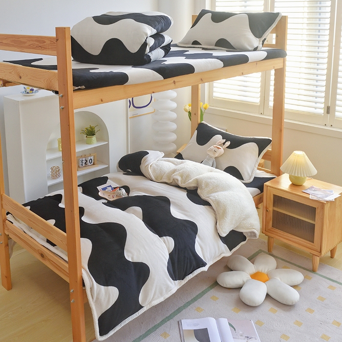 91家纺网 家纺一手货源 找家纺 多乐家纺 2024新款学生宿舍牛奶绒羊羔绒三件套 摩卡