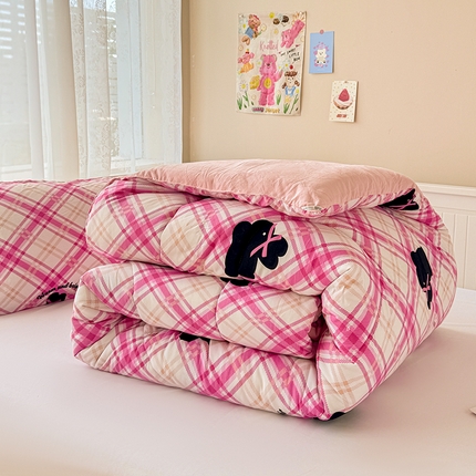 91家纺网 家纺一手货源 找家纺 （总）花伞家居 2024花伞小清新亲肤水洗棉保暖春秋冬被芯