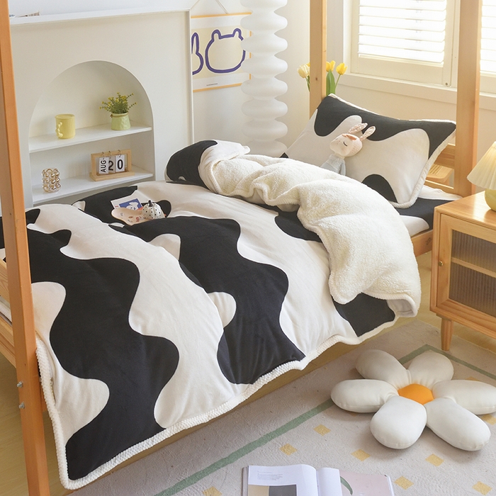 91家纺网 家纺一手货源 找家纺 多乐家纺 2024新款学生宿舍牛奶绒羊羔绒三件套 摩卡