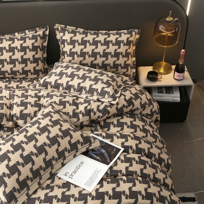 91家纺网 家纺一手货源 找家纺 大吉  2024新款加厚喷气全棉磨毛被套 墨菲