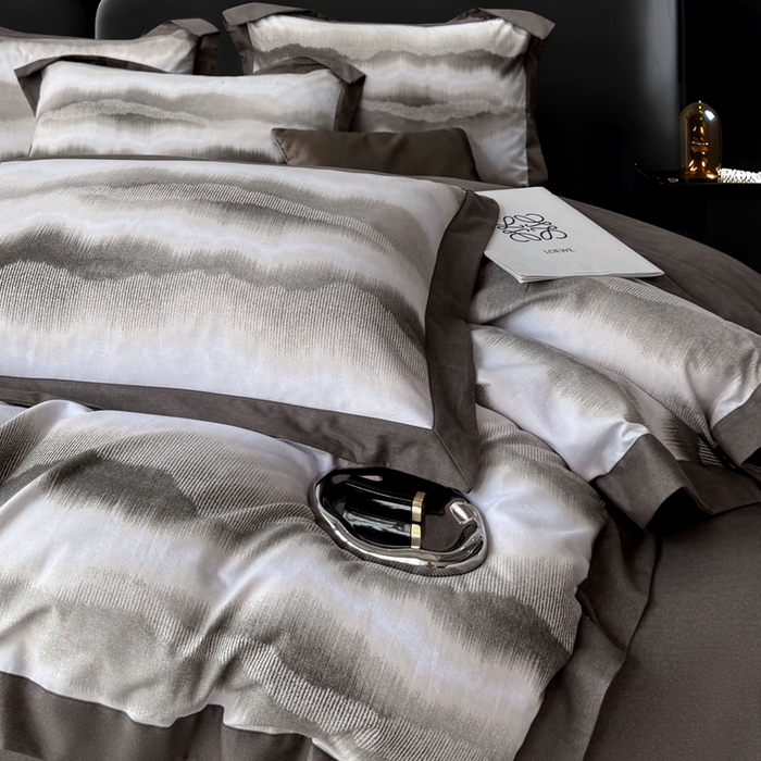 91家纺网 家纺一手货源 找家纺 朵希曼 2026新款全棉大宽边拼角磨毛四件套 一生之水