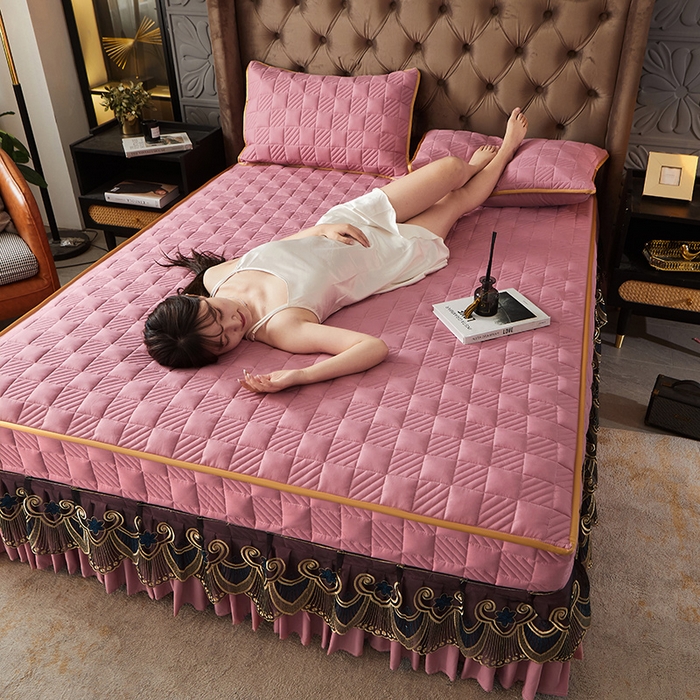 91家纺网 家纺一手货源 找家纺 锦逸家居 2024新款加厚磨毛轻奢夹棉床裙床笠三件套系列 佳人-豆沙粉