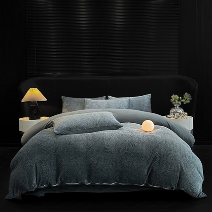 91家纺网 家纺一手货源 找家纺 经年 2025新款牛奶绒四件套-诗野 诗野-深灰