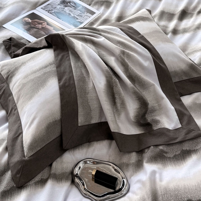 91家纺网 家纺一手货源 找家纺 朵希曼 2026新款全棉大宽边拼角磨毛四件套 一生之水