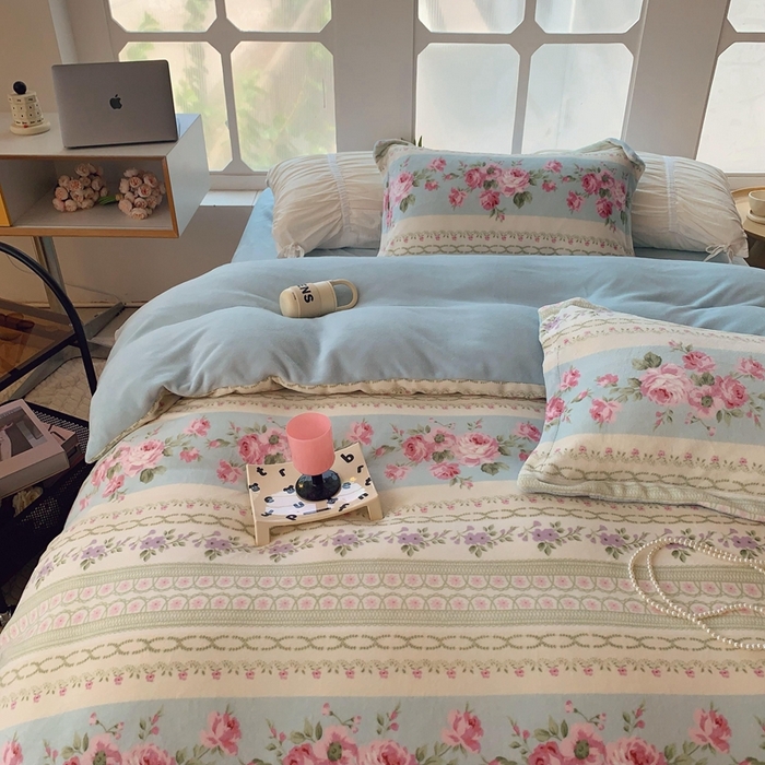 91家纺网 家纺一手货源 找家纺 莱豫家纺 2024新款牛奶绒印花四件套 蓝色梦境