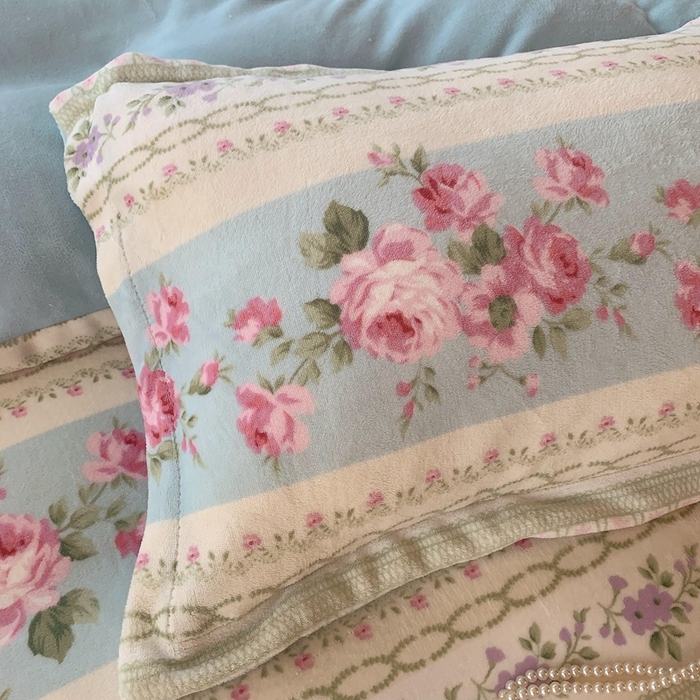 91家纺网 家纺一手货源 找家纺 莱豫家纺 2024新款牛奶绒印花四件套 蓝色梦境