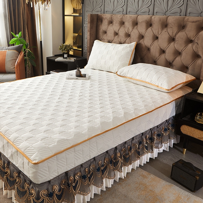 91家纺网 家纺一手货源 找家纺 锦逸家居 2024新款加厚磨毛轻奢夹棉床裙床笠三件套系列 佳人-米白